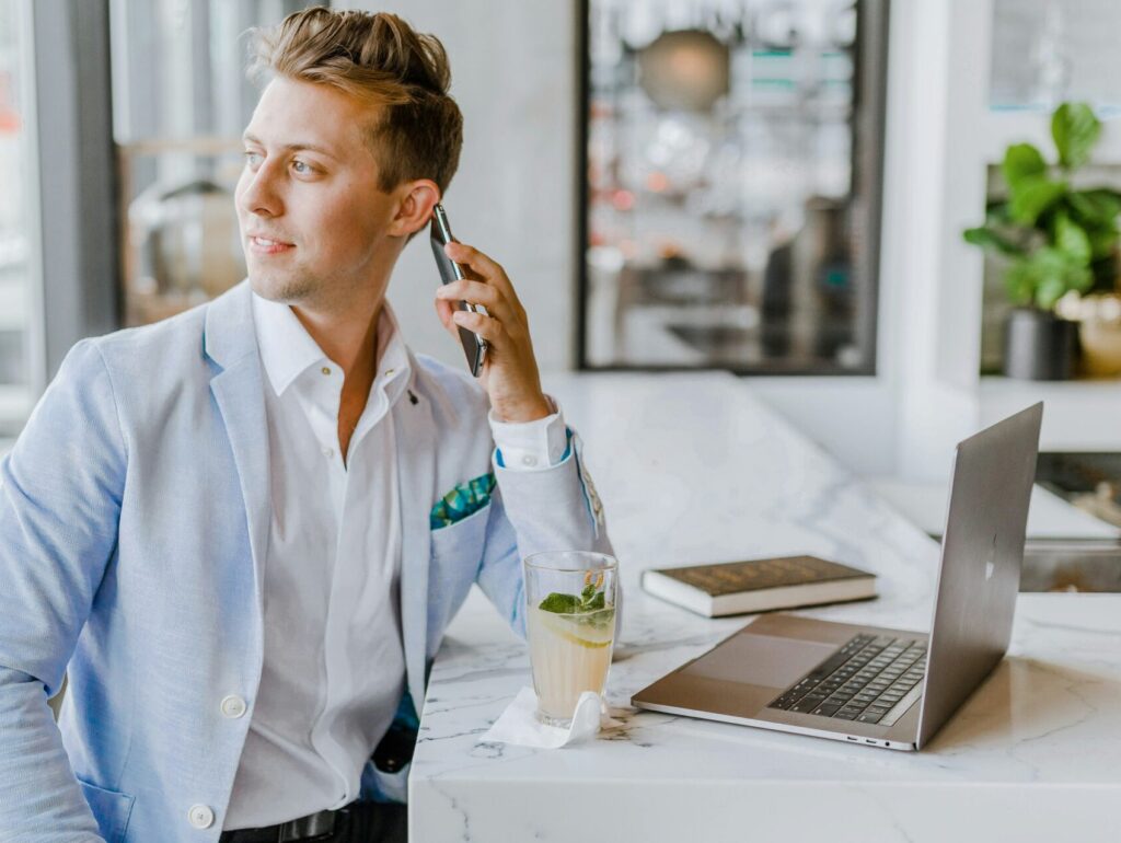 Sales Objection Handling: How to Overcome the “Just Send Me an Email” Objection